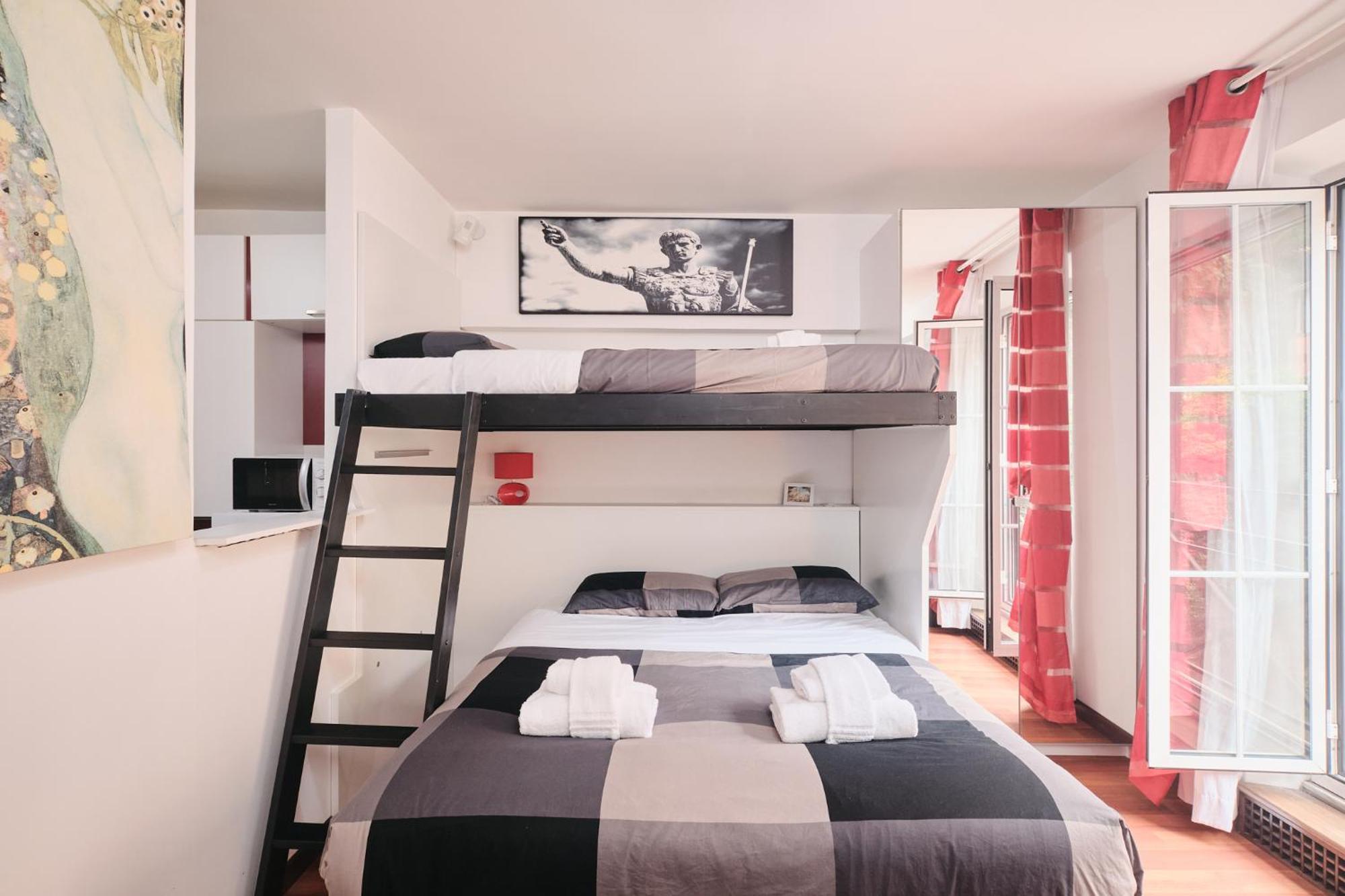 Trastevere- Flat Con Giardino, Ac, Wi-Fi & Netflix ローマ エクステリア 写真