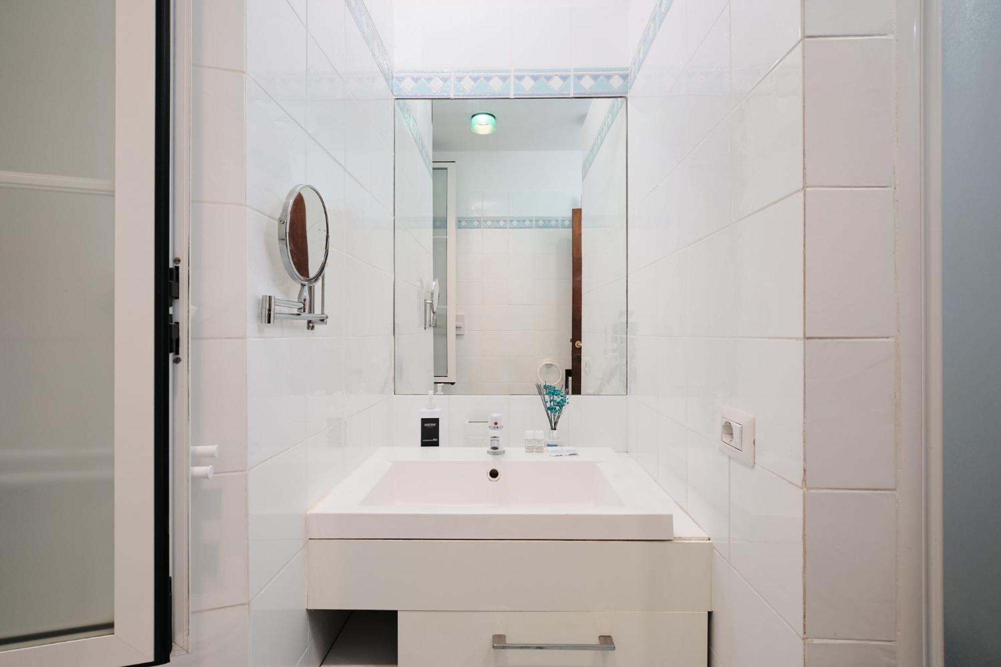 Trastevere- Flat Con Giardino, Ac, Wi-Fi & Netflix ローマ エクステリア 写真